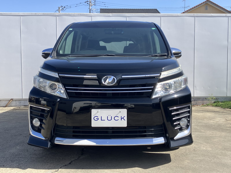 トヨタ ヴォクシー 中古車