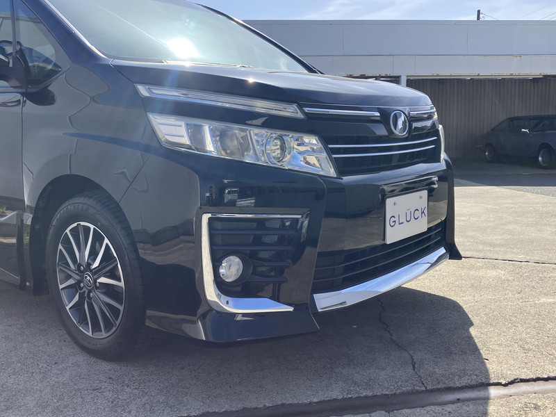 トヨタ ヴォクシー 中古車