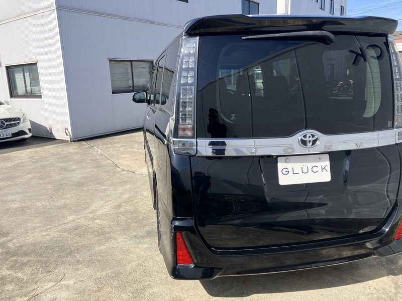 トヨタ ヴォクシー 中古車