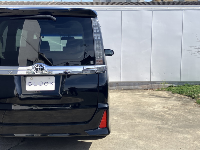 トヨタ ヴォクシー 中古車