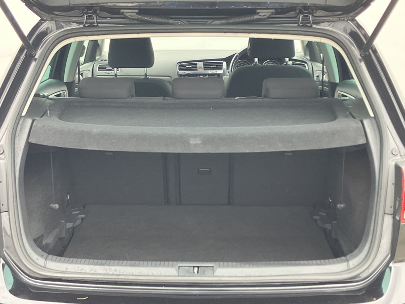 フォルクスワーゲン ゴルフ 中古車