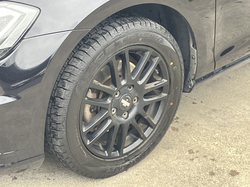 フォルクスワーゲン ゴルフ 中古車