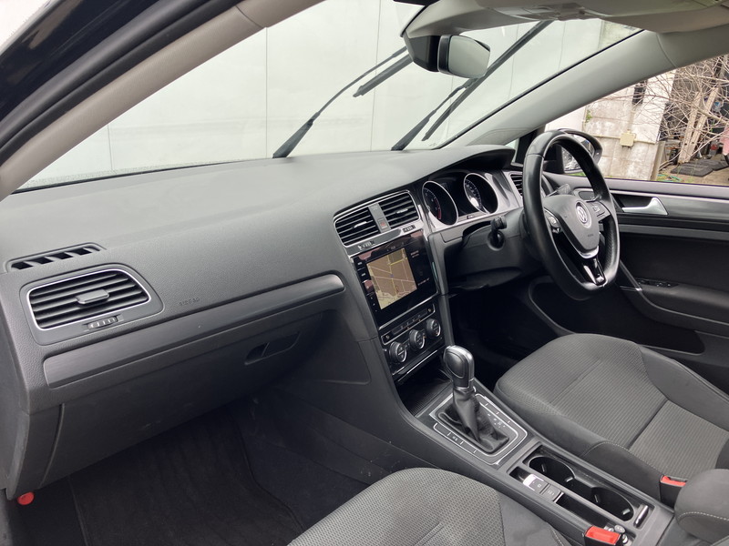 フォルクスワーゲン ゴルフ 中古車