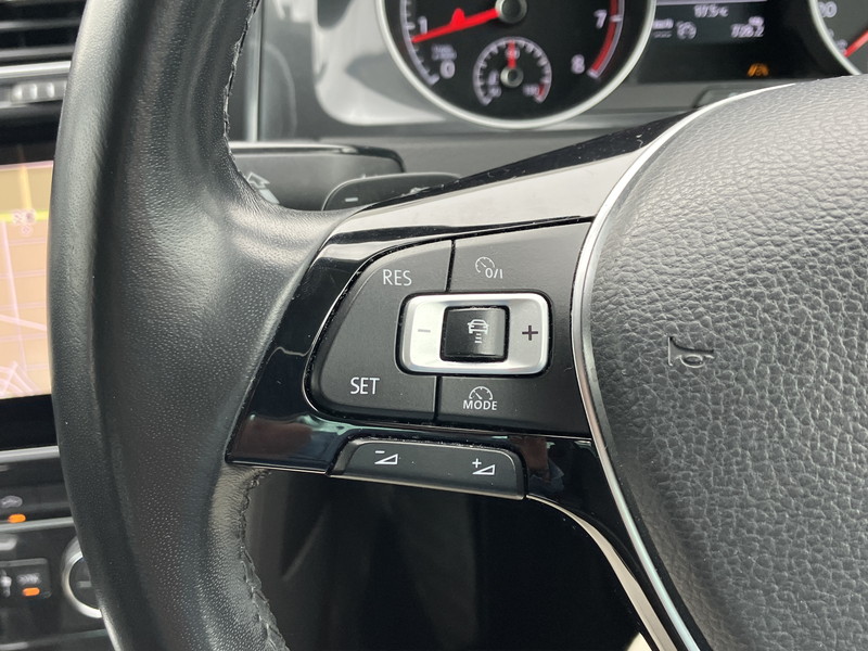 フォルクスワーゲン ゴルフ 中古車