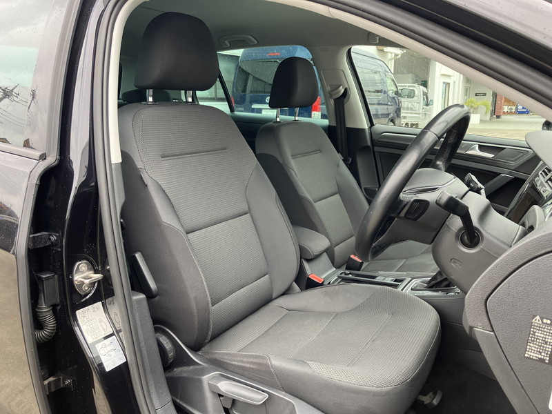 フォルクスワーゲン ゴルフ 中古車