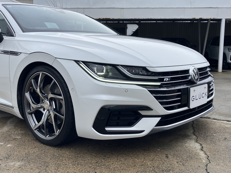 フォルクスワーゲン アルテオン 中古車