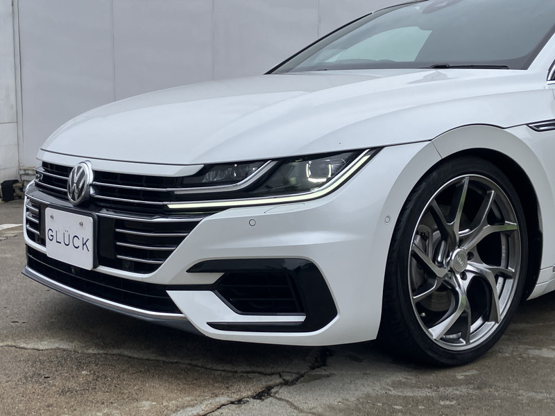 フォルクスワーゲン アルテオン 中古車