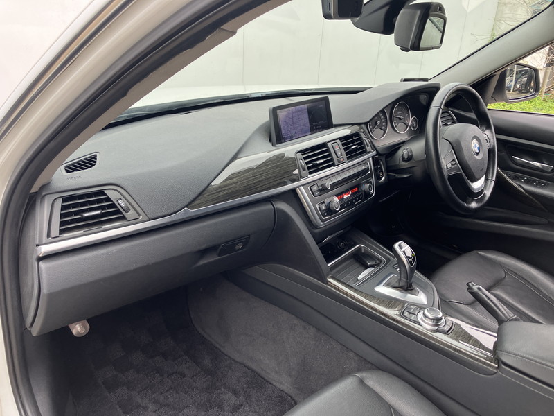 BMW 3シリーズ 中古車