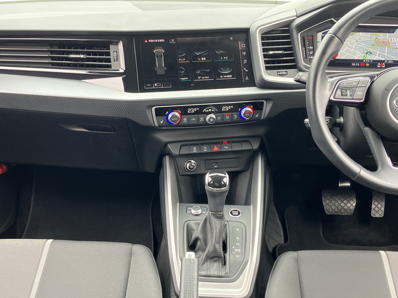 アウディ A1 中古車