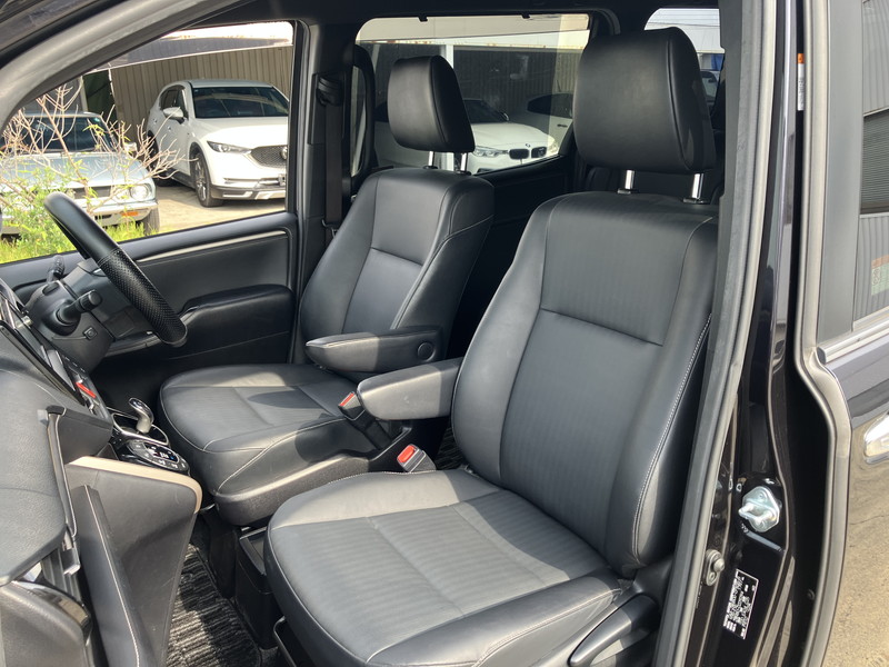 トヨタ エスクァイア 中古車