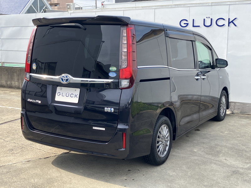 トヨタ エスクァイア 中古車