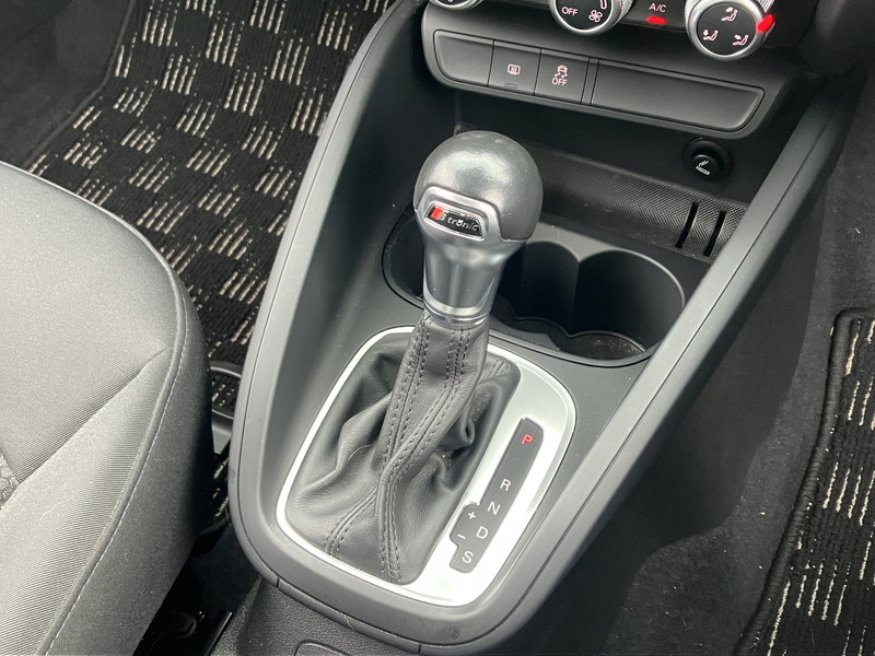 アウディ A1 中古車