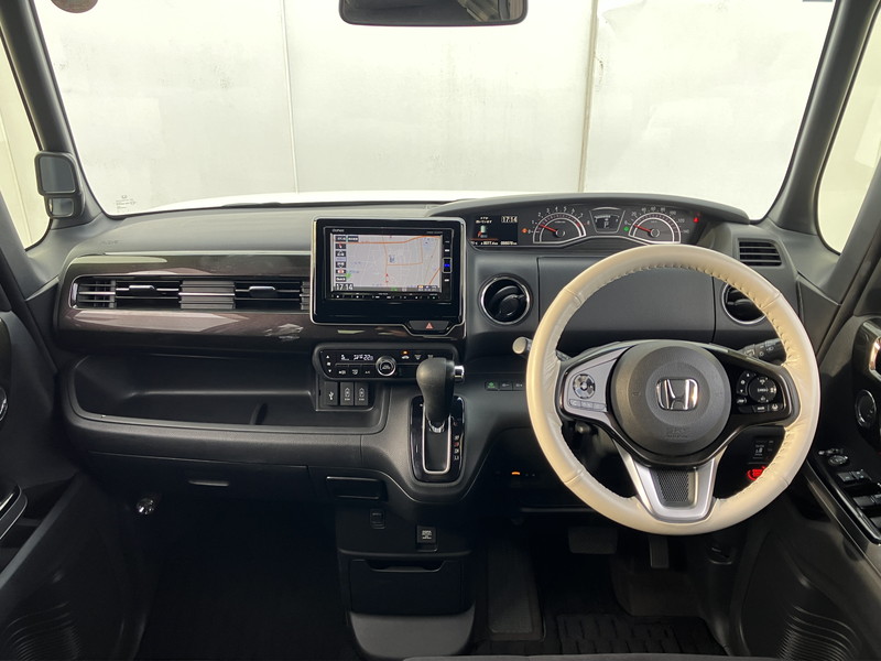 ホンダ N-BOX 中古車