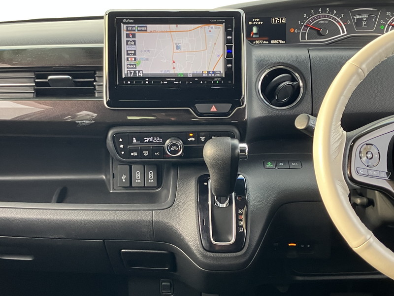 ホンダ N-BOX 中古車
