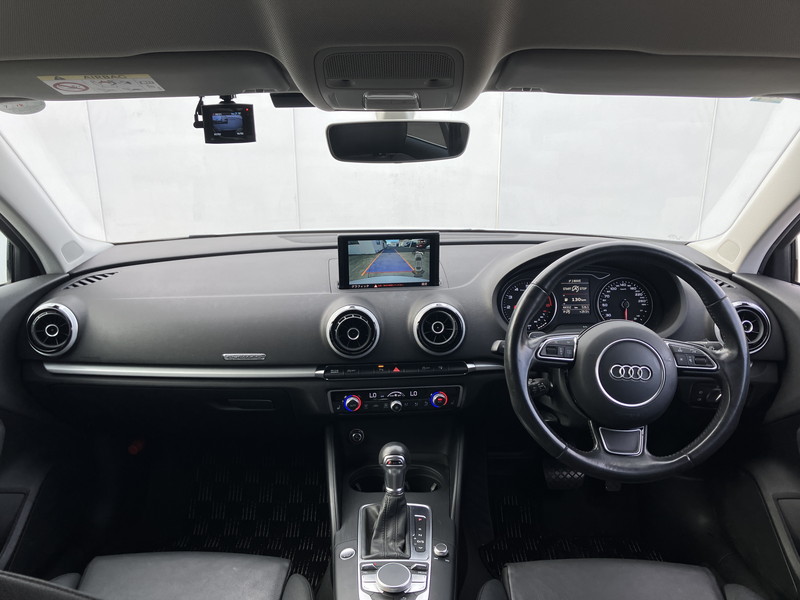 アウディ A3 中古車