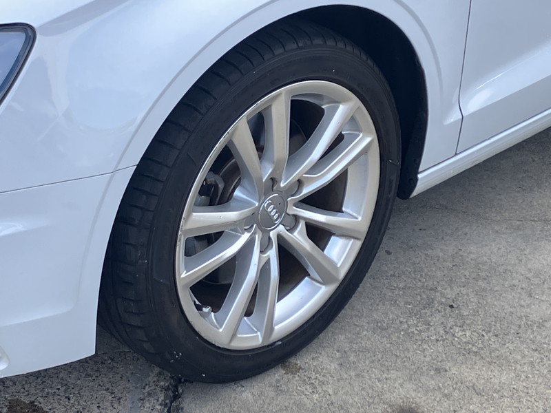 アウディ A3 中古車