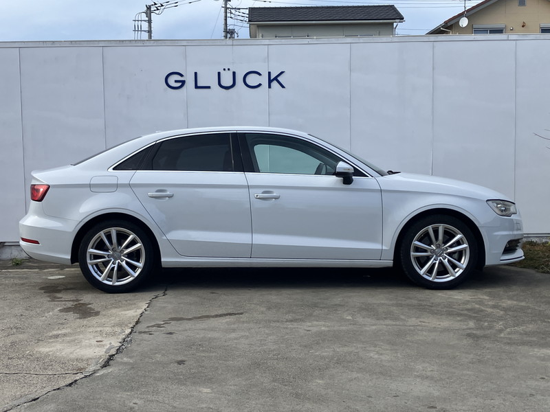 アウディ A3 中古車