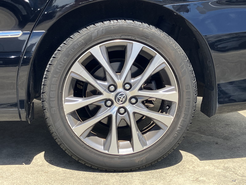 トヨタ エスティマ 中古車