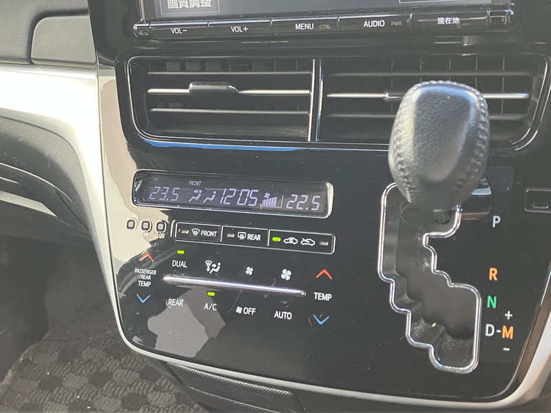 トヨタ エスティマ 中古車