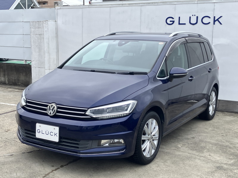 フォルクスワーゲン ゴルフトゥーラン 中古車