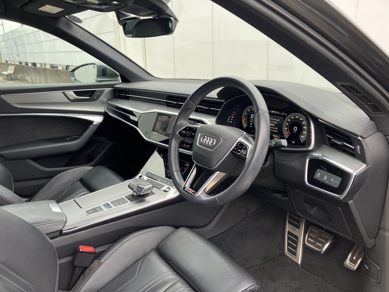 アウディ A6 中古車