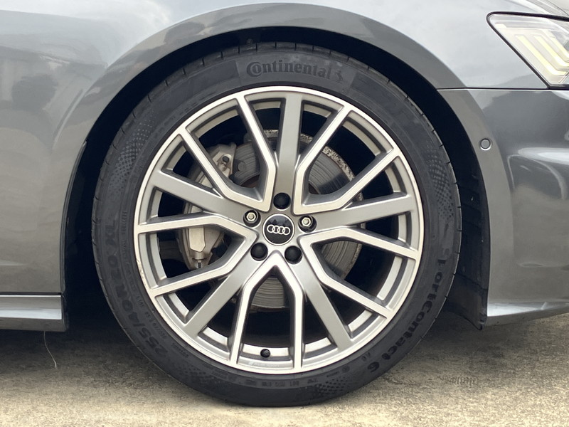アウディ A6 中古車