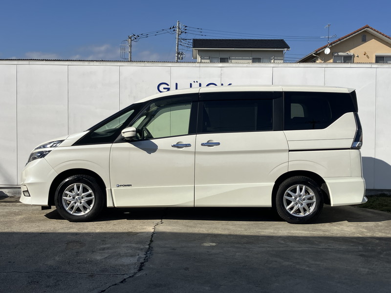 日産 セレナ 中古車