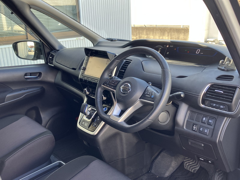 日産 セレナ 中古車