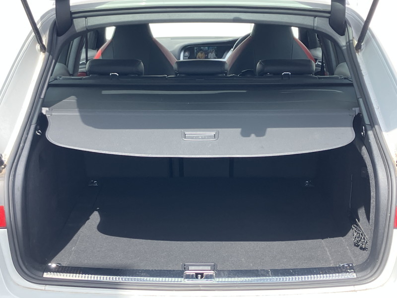 アウディ S4 中古車