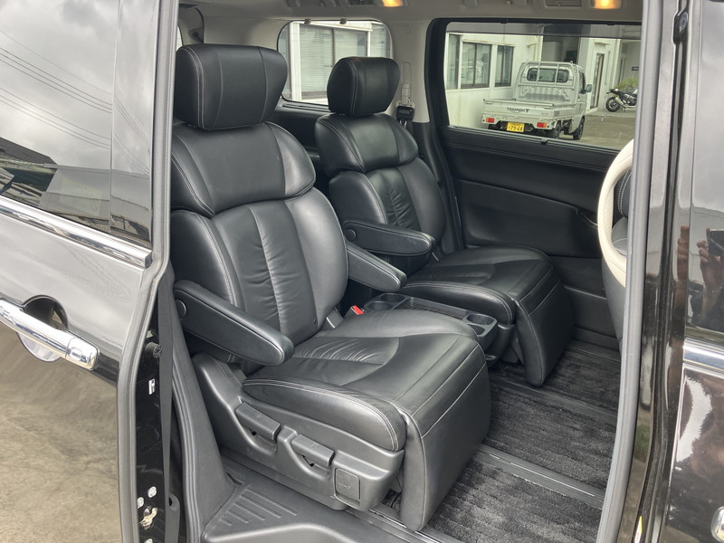 日産 エルグランド 中古車