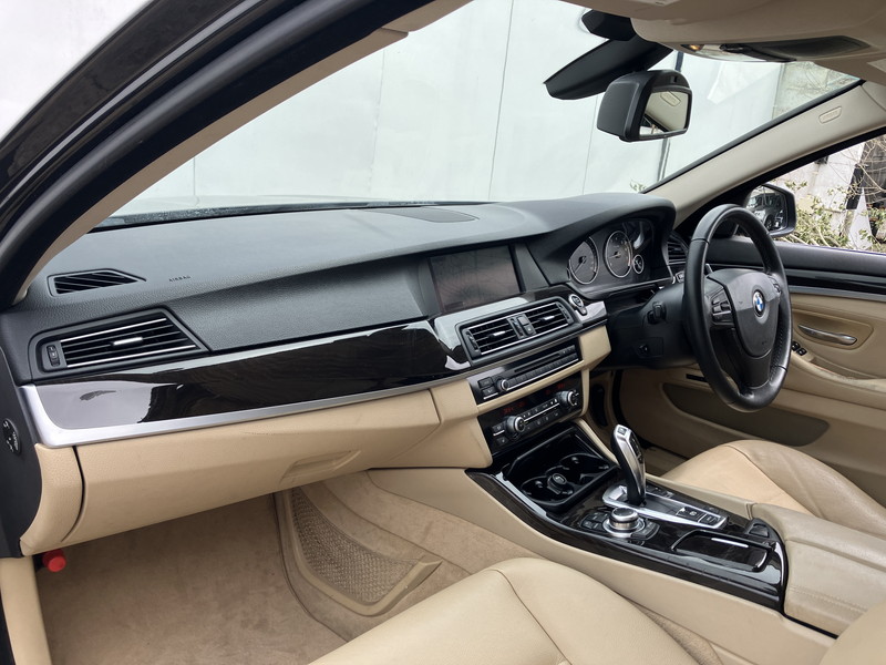 BMW 5シリーズ 中古車