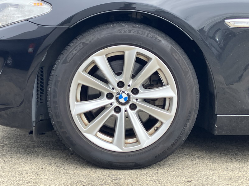 BMW 5シリーズ 中古車
