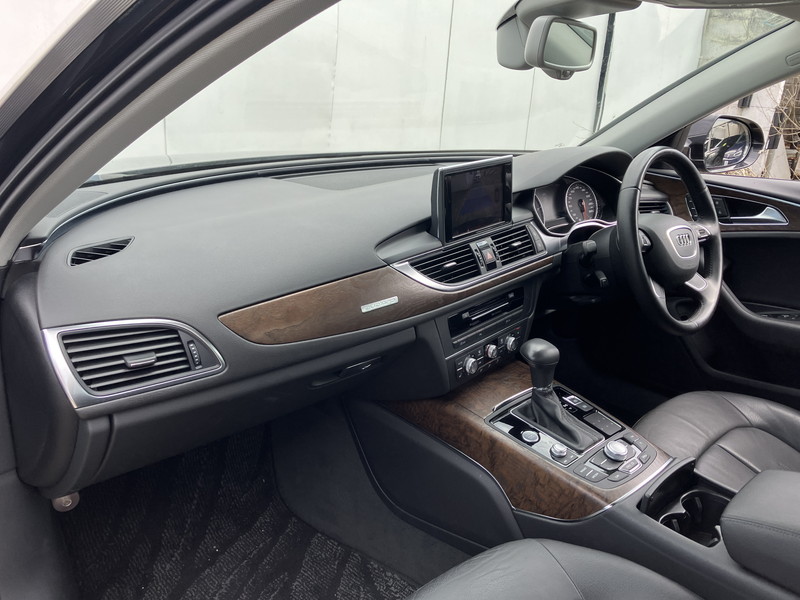 アウディ A6 中古車