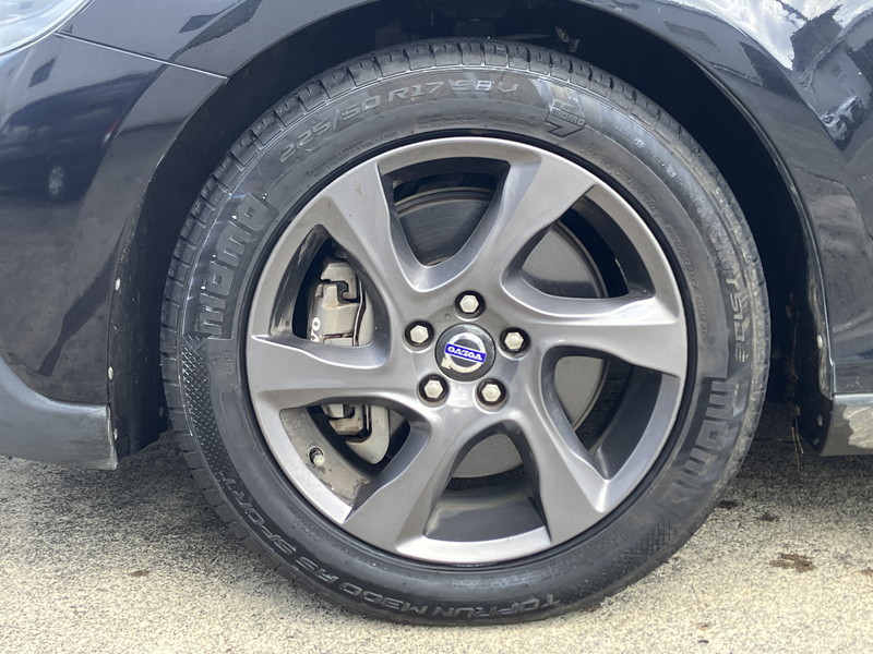ボルボ V40 中古車