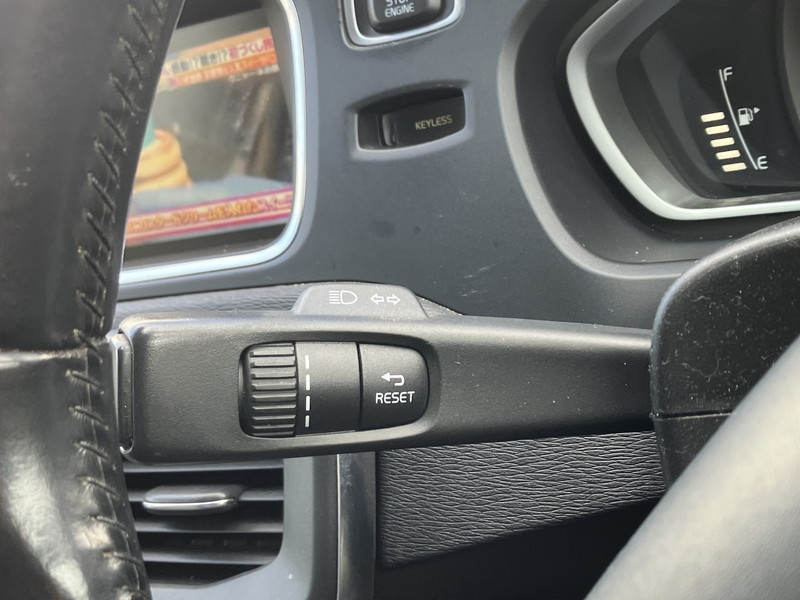 ボルボ V40 中古車