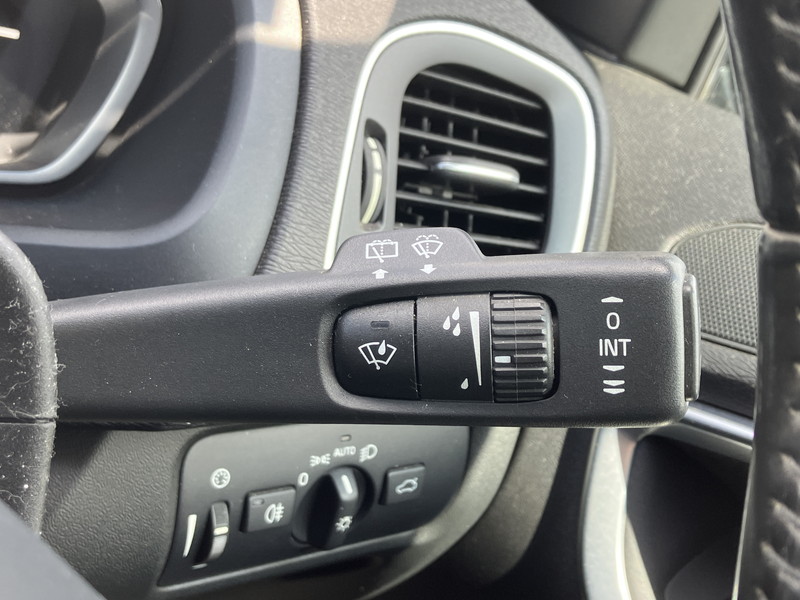 ボルボ V40 中古車