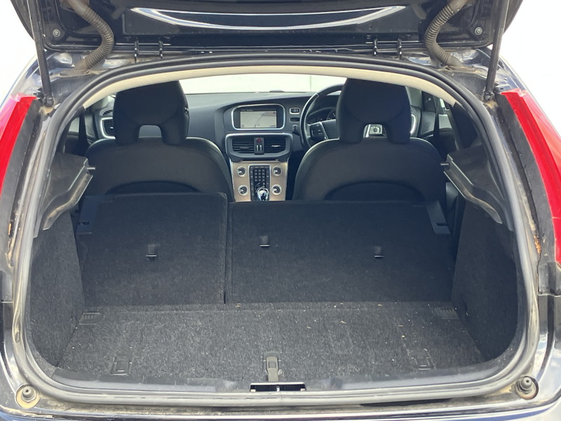 ボルボ V40 中古車