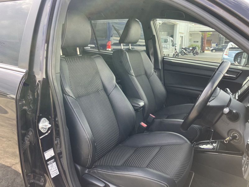トヨタ カローラフィールダー 中古車