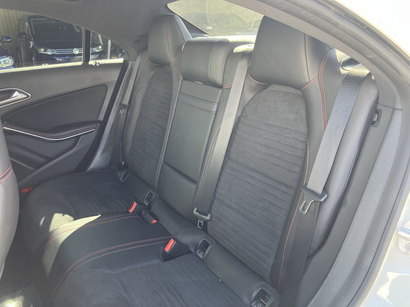 メルセデスベンツ CLAクラス 中古車