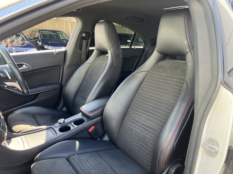 メルセデスベンツ CLAクラス 中古車