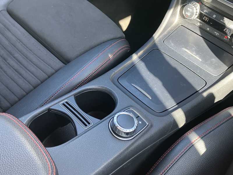メルセデスベンツ CLAクラス 中古車