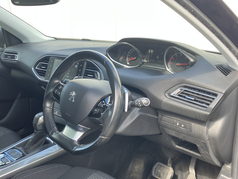 プジョー 308 中古車