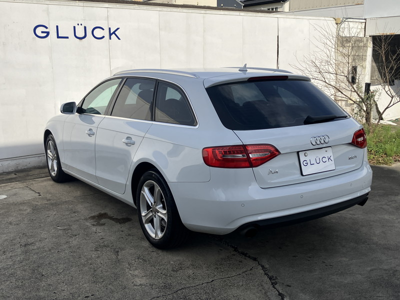 アウディ A4アバント 中古車