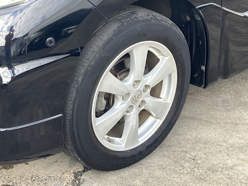 トヨタ エスティマ ハイブリッド 中古車