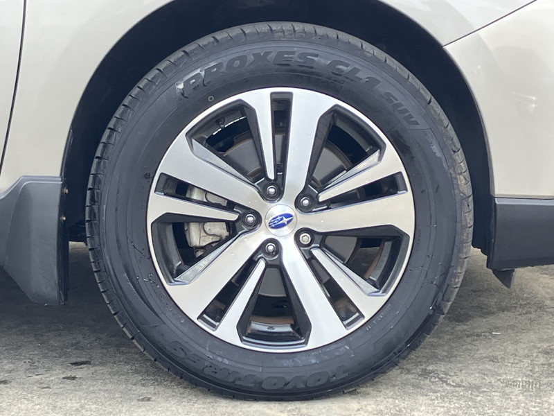 スバル アウトバック 中古車