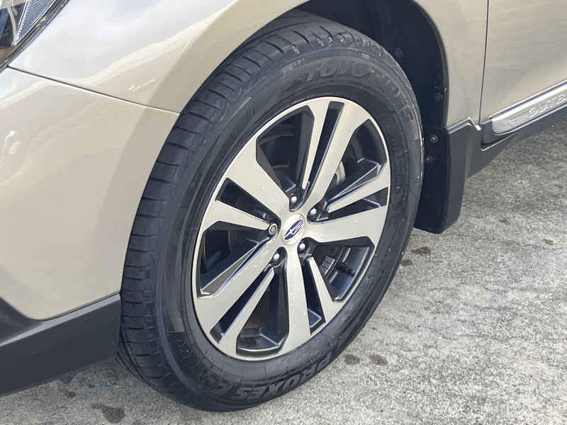 スバル アウトバック 中古車