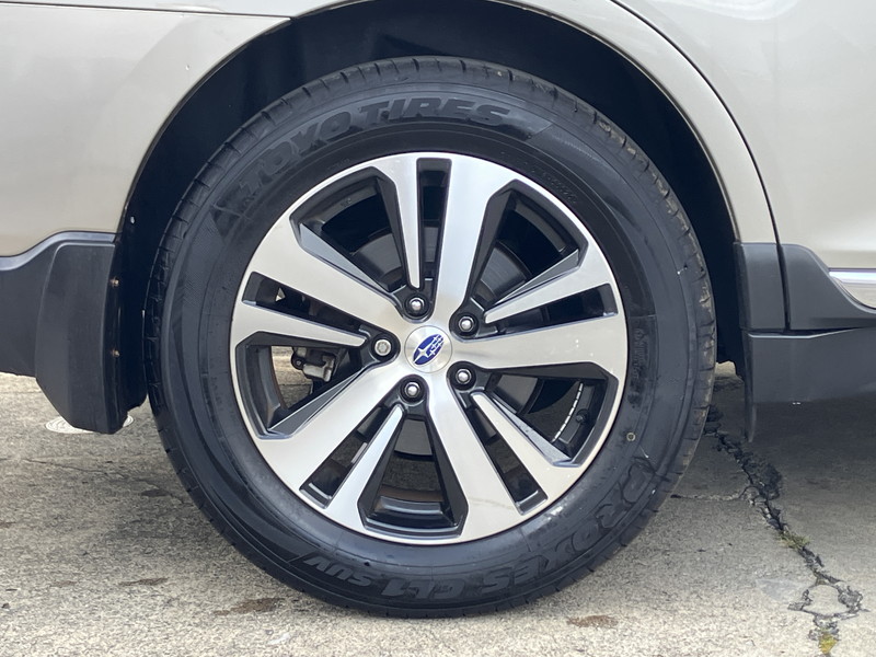 スバル アウトバック 中古車