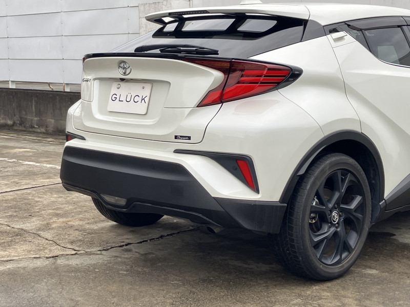 トヨタ C-HR 中古車