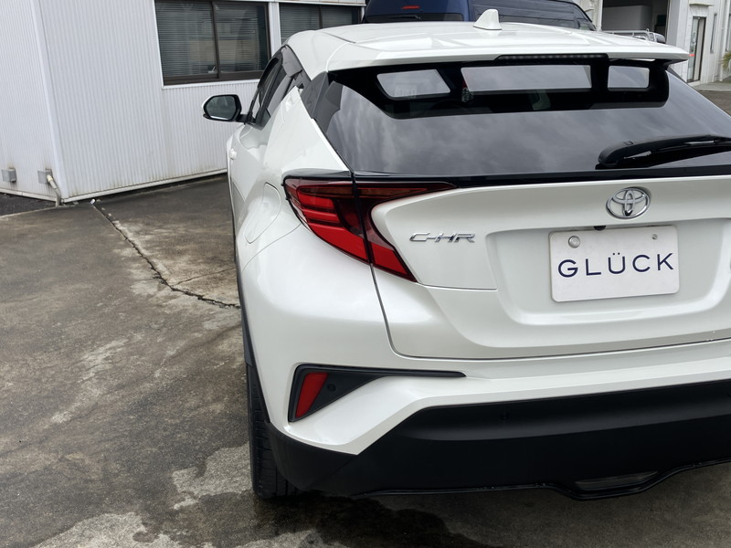 トヨタ C-HR 中古車