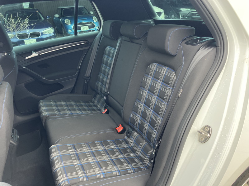 フォルクスワーゲン ゴルフ 中古車
